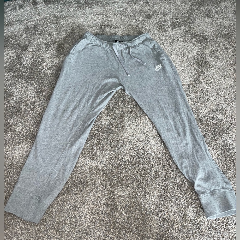 Nike Grey Sweatpants Joggers Men’s Size Medium
